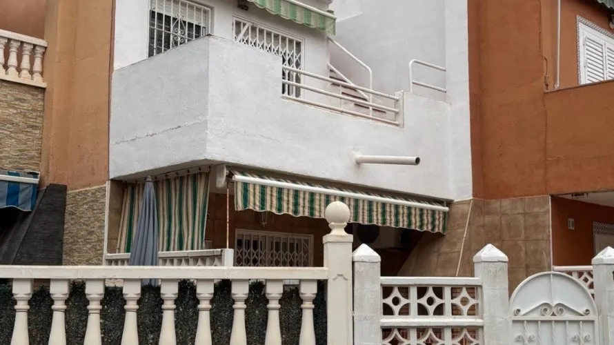 Ático de 2 dormitorios en Torrevieja, España No. 1579 № 16