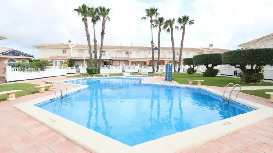 Сasa de 5 dormitorios en Ciudad Quesada, España No. 1489 № 25