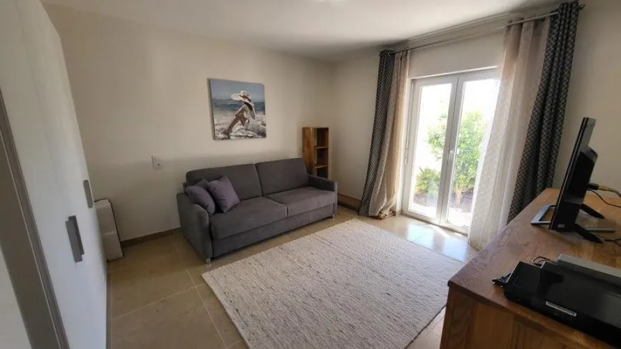 Villa de 4 dormitorios en Rojales, España No. 1684 № 21