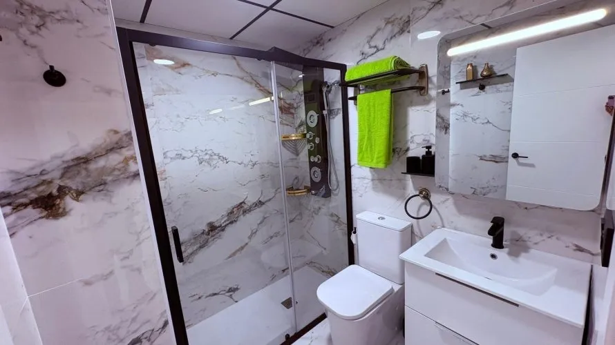 Apartamento de 1 dormitorio en Torrevieja, España No. 1660 № 4