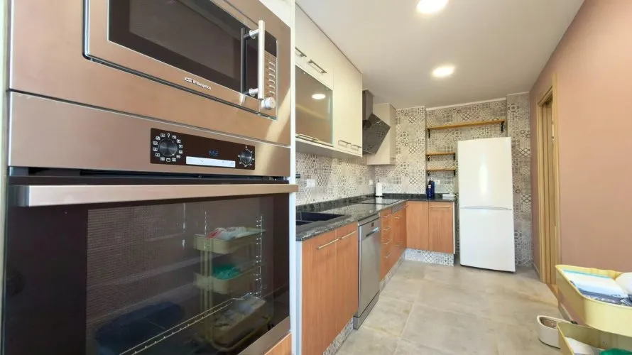 Apartamento de 2 dormitorios en Villajoyosa, España No. 1691 № 11