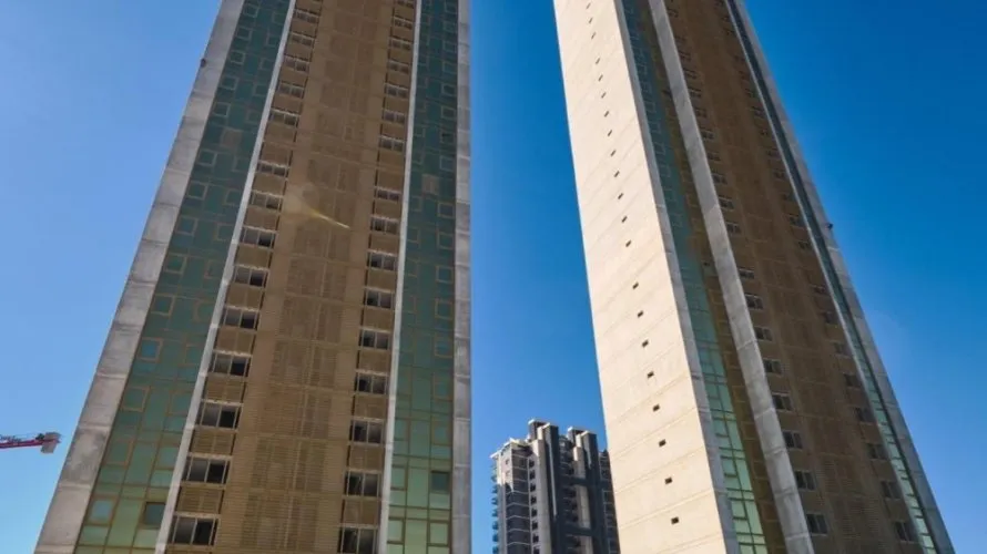 Apartamento de 2 dormitorios en Benidorm, España No. 1657 № 20