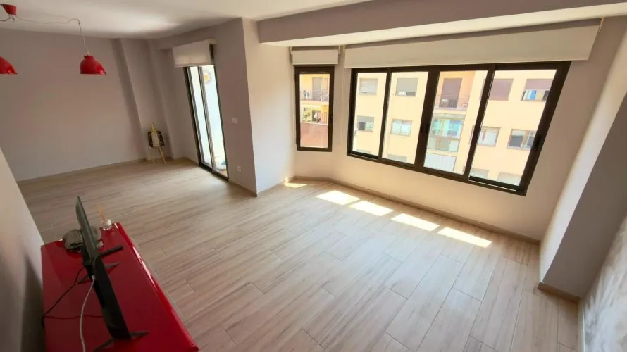 Apartamento de 2 dormitorios en Villajoyosa, España No. 1691 № 21