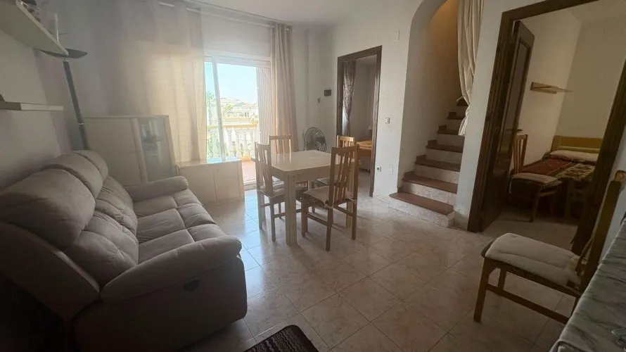 Apartamento de 1 dormitorio en Torrevieja, España No. 1689 № 1