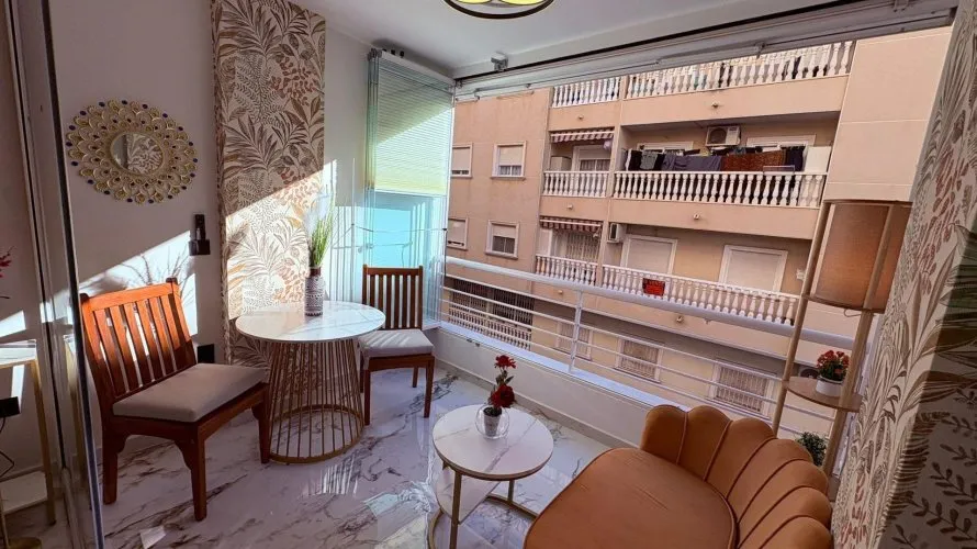Apartamento de 1 dormitorio en Torrevieja, España No. 1660 № 20
