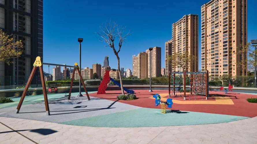 Apartamento de 2 dormitorios en Benidorm, España No. 1657 № 13