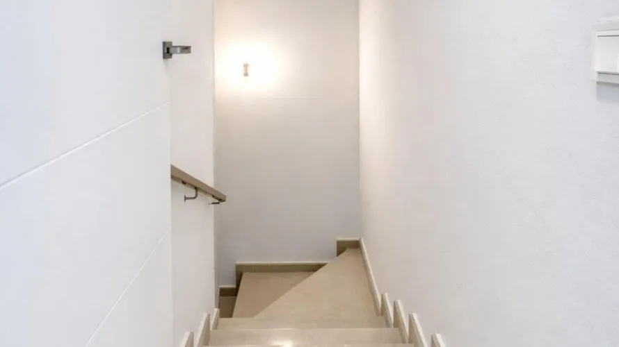 Villa de 4 dormitorios en Alicante, España No. 1643 № 5