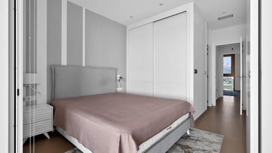 Apartamento de 2 dormitorios en Benidorm, España No. 1657 № 23