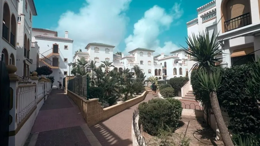 Apartamento de 1 dormitorio en Torrevieja, España No. 1689 № 12