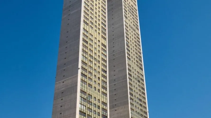 Apartamento de 2 dormitorios en Benidorm, España No. 1657 № 19