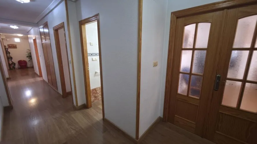 Apartamento de 3 dormitorios en Torrevieja, España No. 1646 № 15