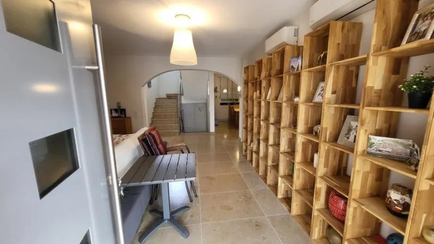 Villa de 4 dormitorios en Rojales, España No. 1684 № 9