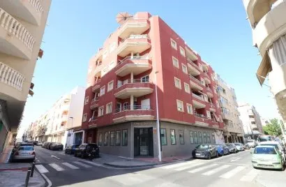 Apartamento de 1 dormitorio en Torrevieja, España No. 1661