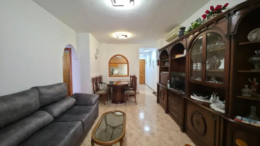 Apartamento de 3 dormitorios en Torrevieja, España No. 1709 № 16
