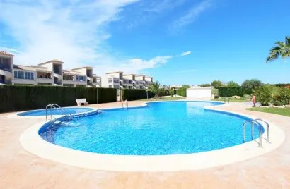 Apartamento de 1 dormitorio en Alicante, España No. 1702