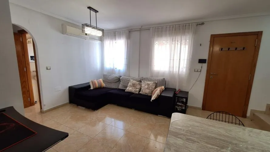 Dúplex de 83m² en Torrevieja, España No. 1749 № 23