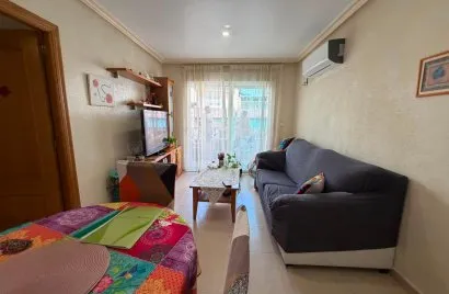 Apartamento de 1 dormitorio en Torrevieja, España No. 1762