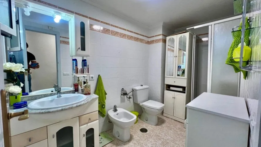 Apartamento de 1 dormitorio en Torrevieja, España No. 1756 № 2