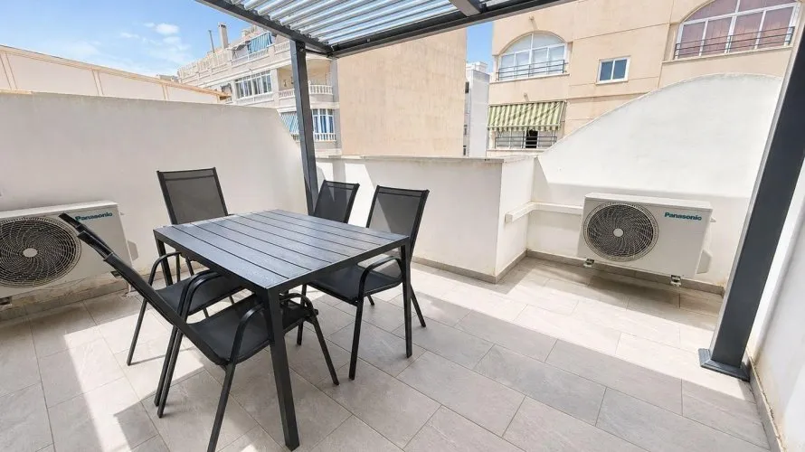 Ático de 2 dormitorios en Torrevieja, España No. 1707 № 25
