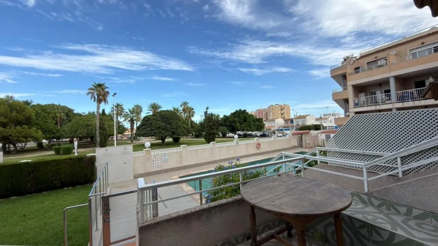 Bungalow de 1 dormitorio en Torrevieja, España No. 1761 № 22