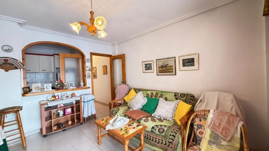 Apartamento de 1 dormitorio en Torrevieja, España No. 1775 № 8