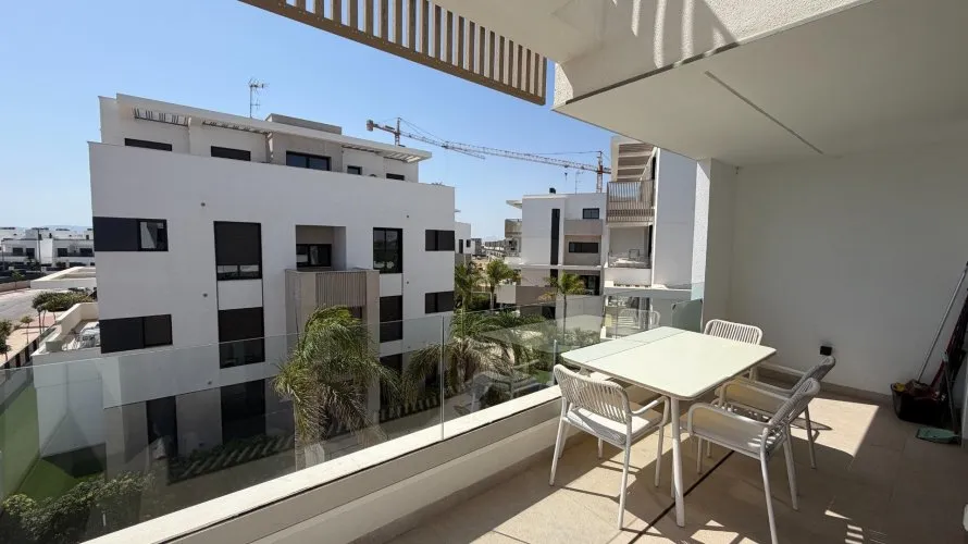 Apartamento de 2 dormitorios en Los Alcázares, España No. 1737 № 7