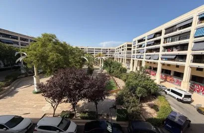 Apartamento de 3 dormitorios en Guardamar del Segura, España No. 1724