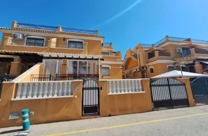 Dúplex de 83m² en Torrevieja, España No. 1749