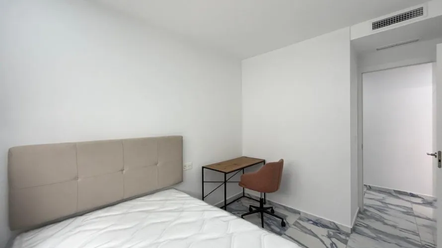 Apartamento de 3 dormitorios en Torrevieja, España No. 1780 № 17