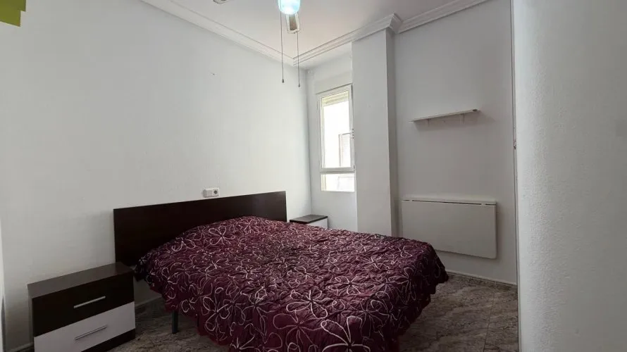 Apartamento de 2 dormitorios en Torrevieja, España No. 1747 № 3