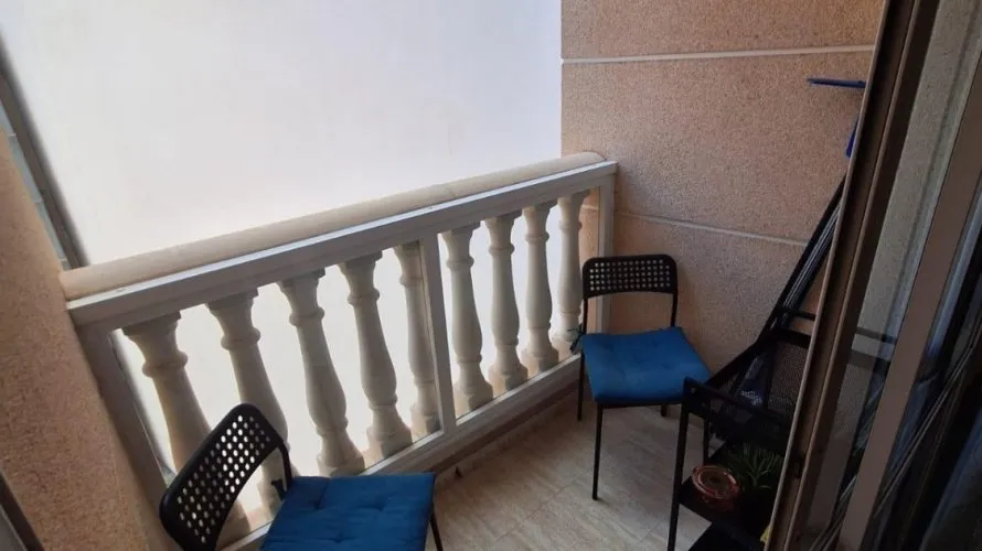 Apartamento de 1 dormitorio en Torrevieja, España No. 1741 № 2
