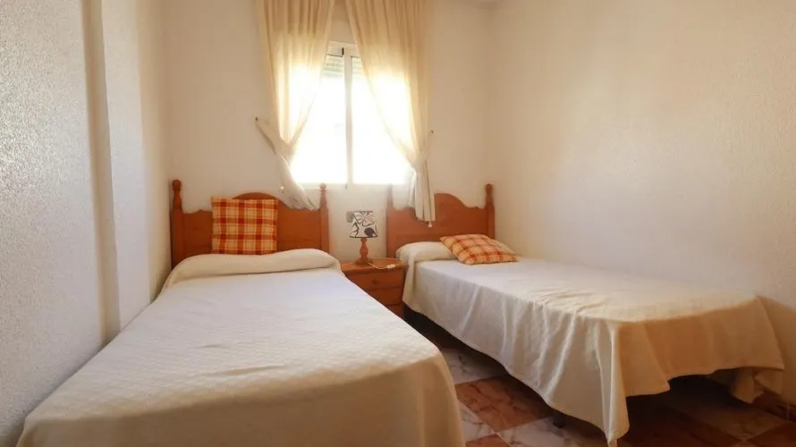 Сasa de 2 dormitorios en Playa Flamenca II, España No. 1763 № 10
