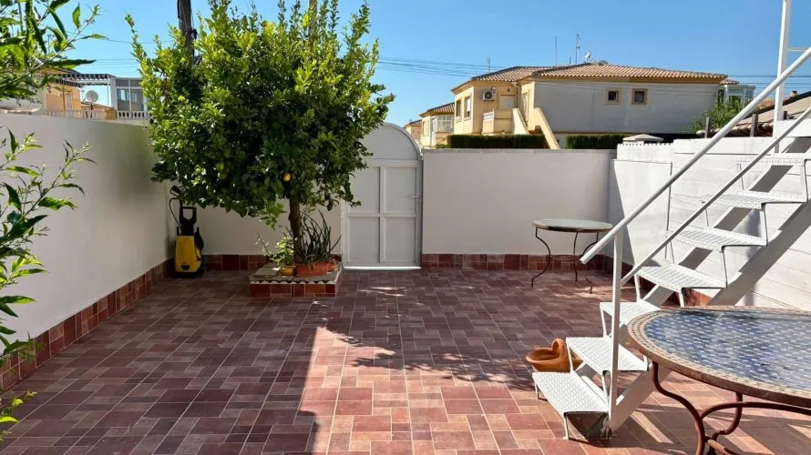 Сasa de 95m² en Alicante, España No. 1699 № 18