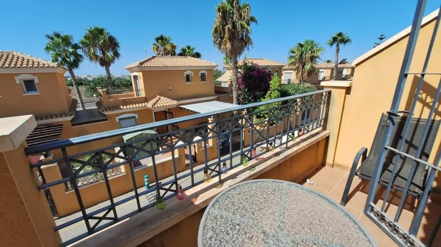 Dúplex de 83m² en Torrevieja, España No. 1749 № 5