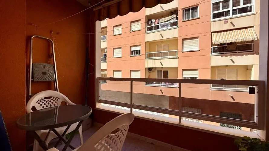 Apartamento de 2 dormitorios en Torrevieja, España No. 1704 № 26