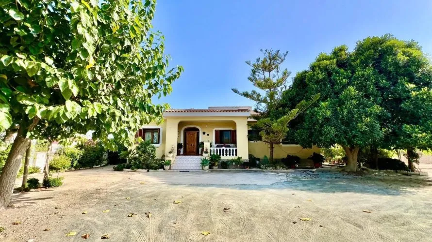 Villa de 3 dormitorios en Daya Vieja, España No. 1713 № 25