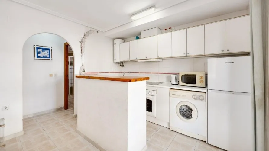 Apartamento de 1 dormitorio en La Mata, España No. 1809 № 11