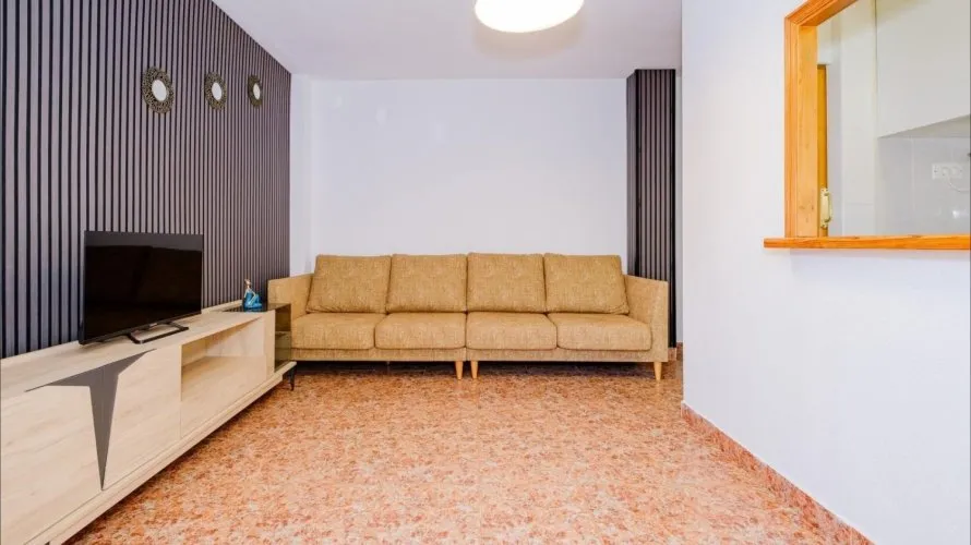 Apartamento de 1 dormitorio en Torrevieja, España No. 1837 № 21