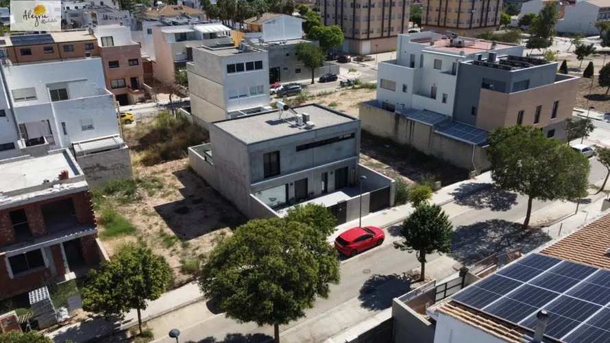Villa de 3 dormitorios en Algemesí, España No. 1816 № 28
