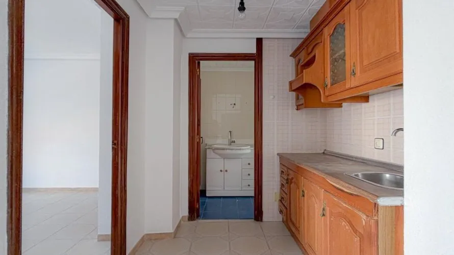 Apartamento de 1 dormitorio en Torrevieja, España No. 1844 № 7