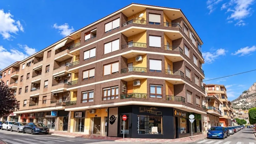 Apartamento de 3 dormitorios en Castalla, España No. 1815 № 15