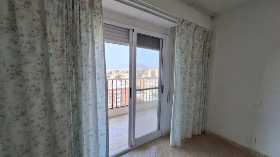 Apartamento de 1 dormitorio en Alicante, España No. 1831 № 11