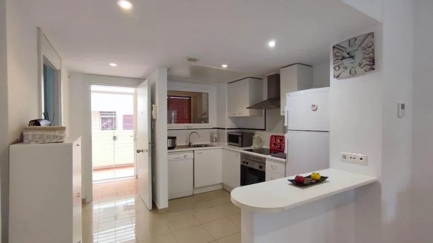 Apartamento de 2 dormitorios en Torrevieja, España No. 1800 № 15