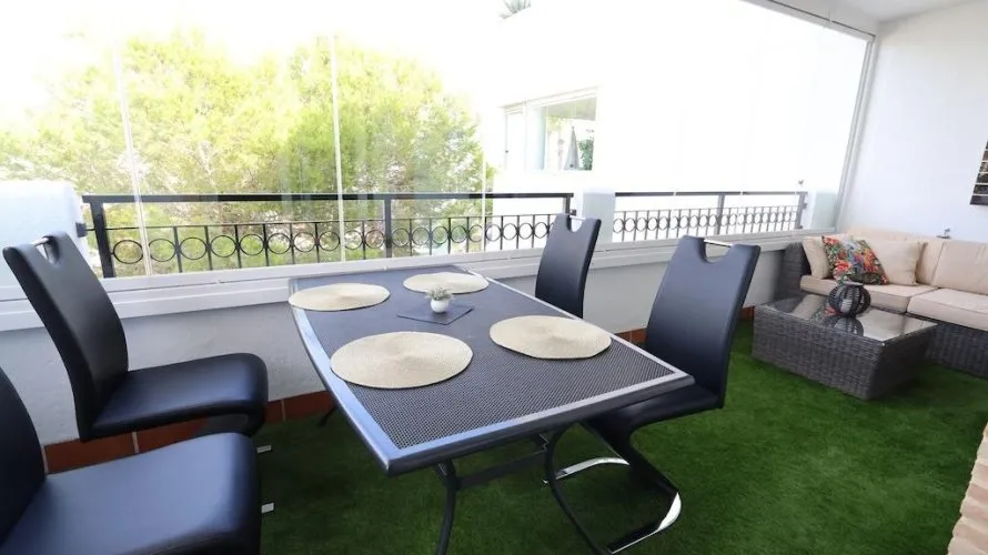 Apartamento de 2 dormitorios en Alicante, España No. 1820 № 22
