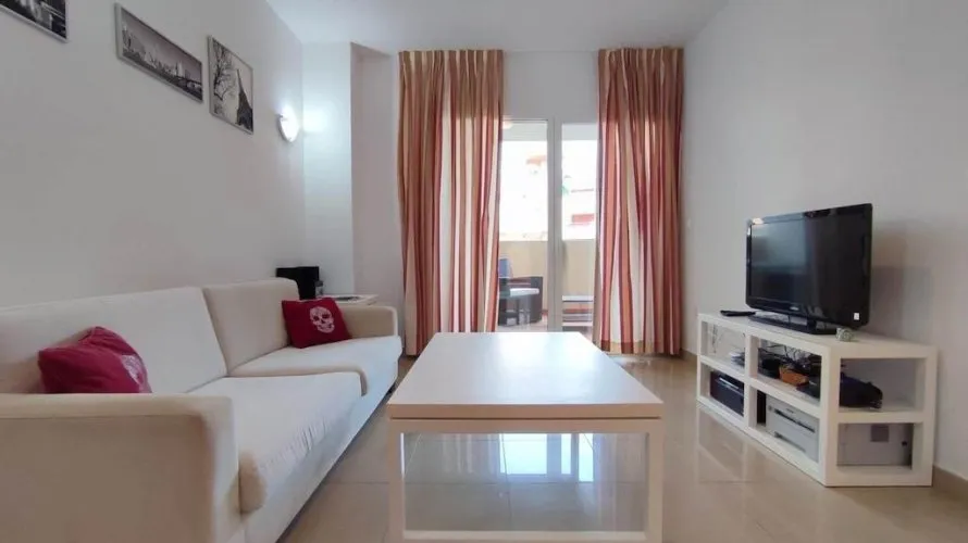 Apartamento de 2 dormitorios en Torrevieja, España No. 1800 № 18