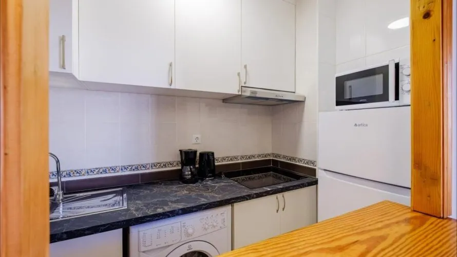 Apartamento de 1 dormitorio en Torrevieja, España No. 1837 № 16