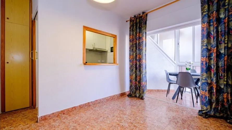 Apartamento de 1 dormitorio en Torrevieja, España No. 1837 № 26