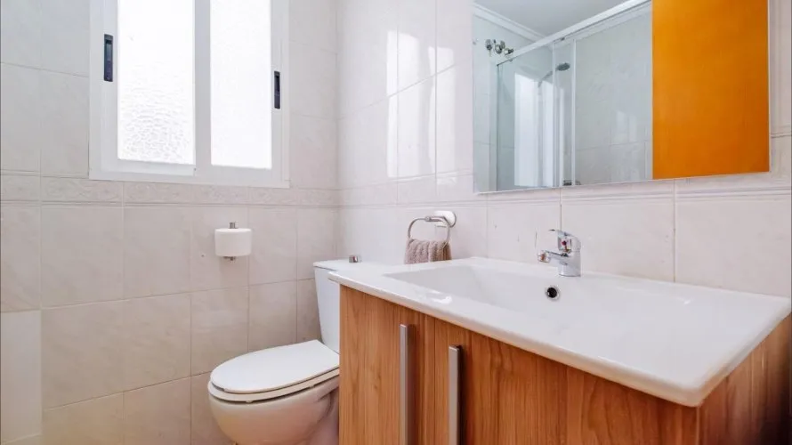 Apartamento de 1 dormitorio en Torrevieja, España No. 1837 № 12