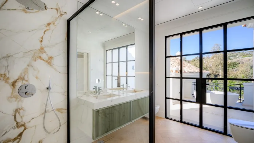 Villa de 4 chambres à Nueva Andalucia, Spain No. 276 № 11