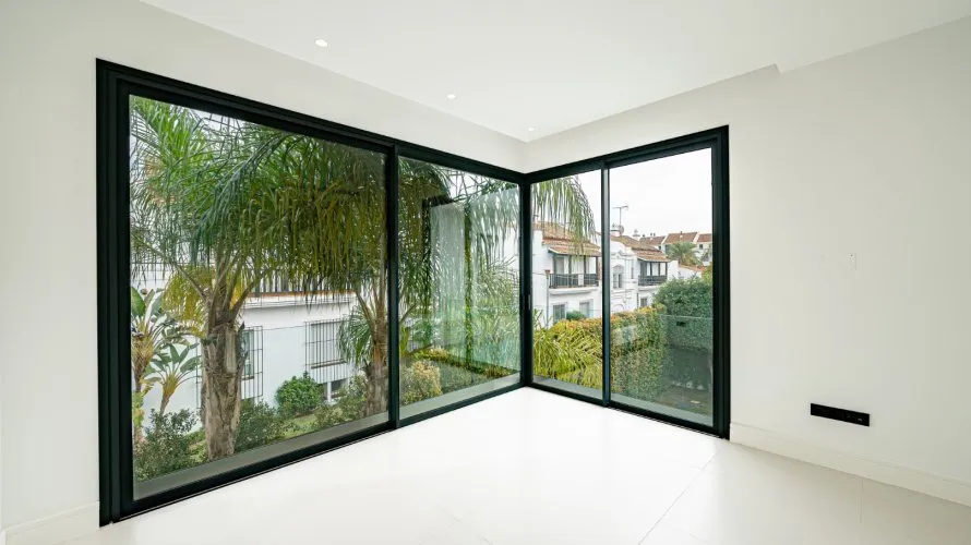 Villa de 4 chambres à Marbella, Spain No. 409 № 23